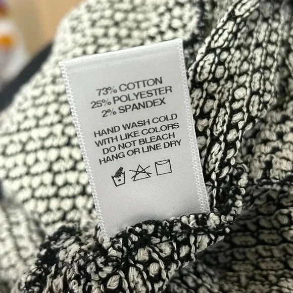 Sadie &  Sage Blouse - Picture 7 of 7